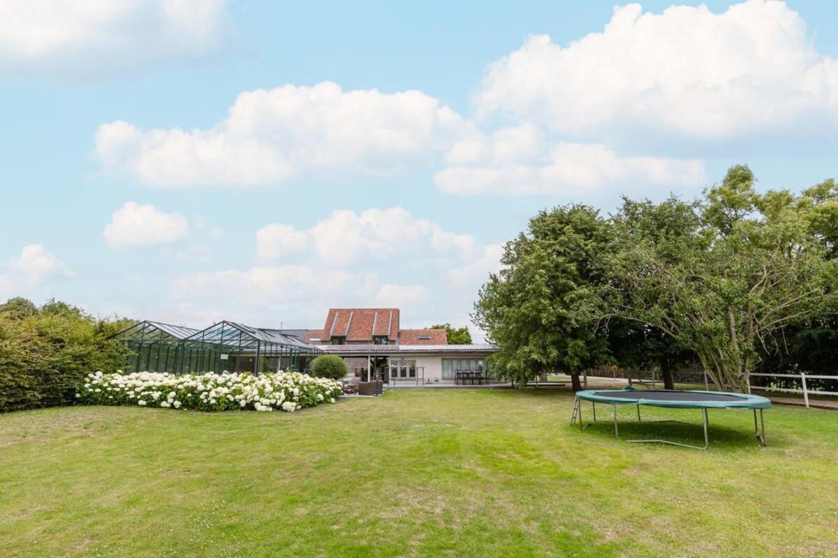 Farmhouse Oasis With Garden, Pond And Idyllic Surroundings Villa Beernem Eksteriør billede