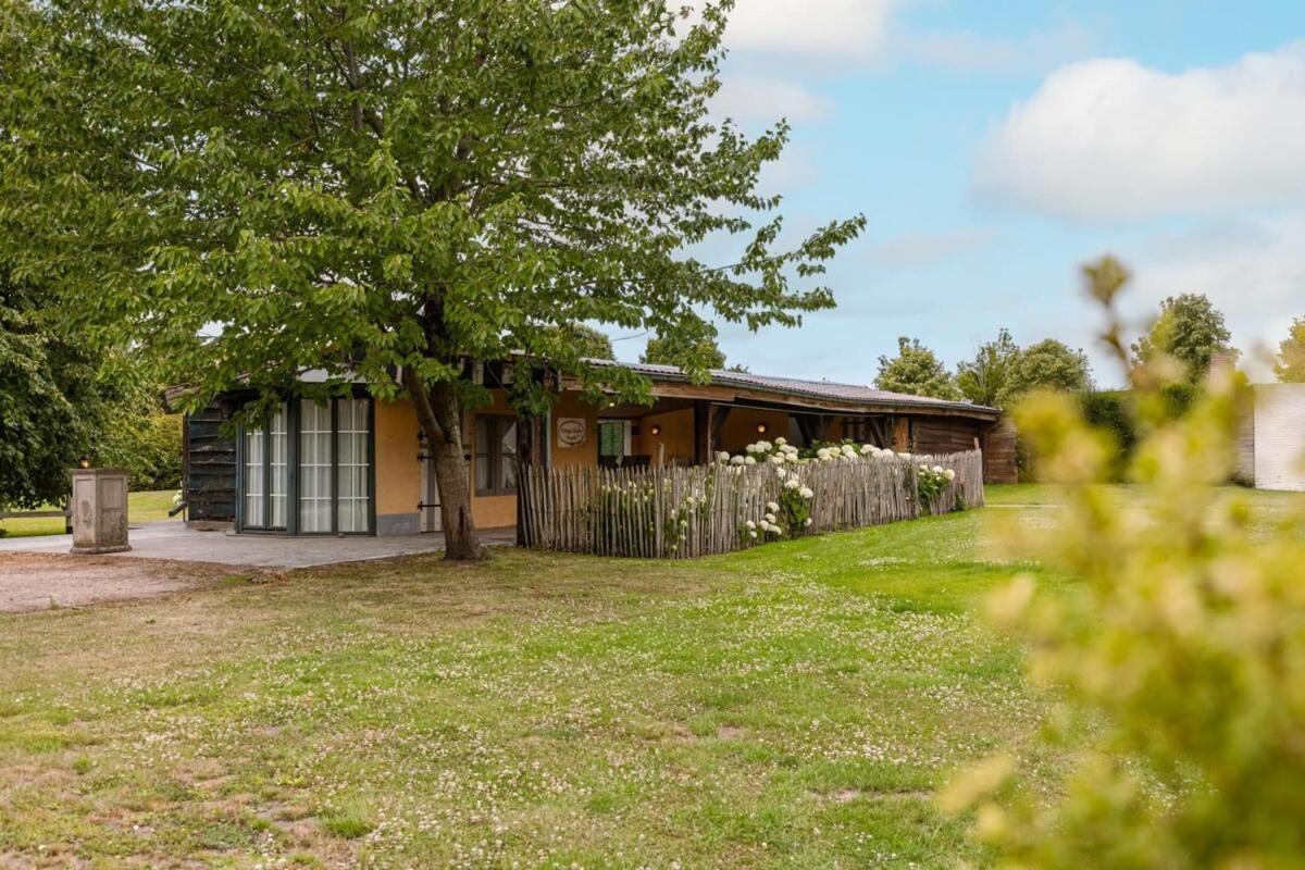 Farmhouse Oasis With Garden, Pond And Idyllic Surroundings Villa Beernem Eksteriør billede