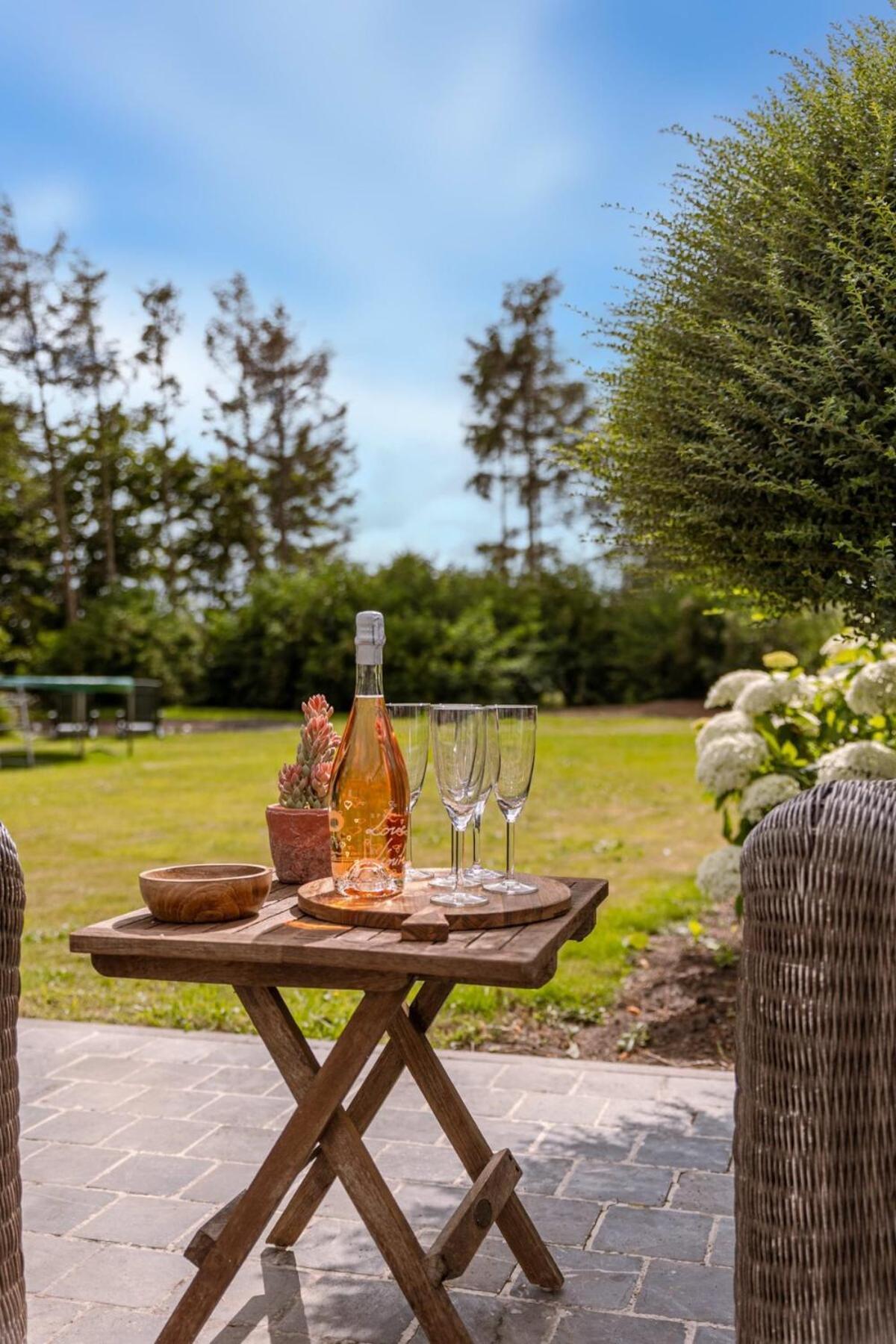 Farmhouse Oasis With Garden, Pond And Idyllic Surroundings Villa Beernem Eksteriør billede